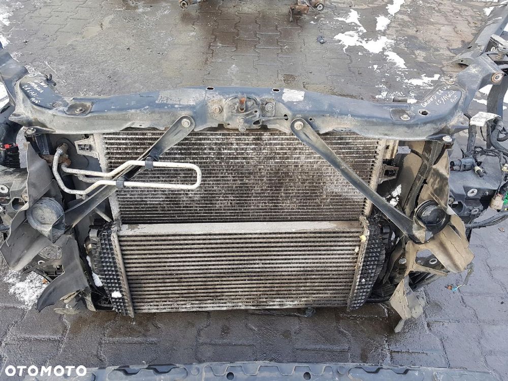 CHRYSLER GRAND VOYAGER V 08-10r 2.8 CRD PAS PRZEDNI CHŁODNICE WENTYLATOR - 2