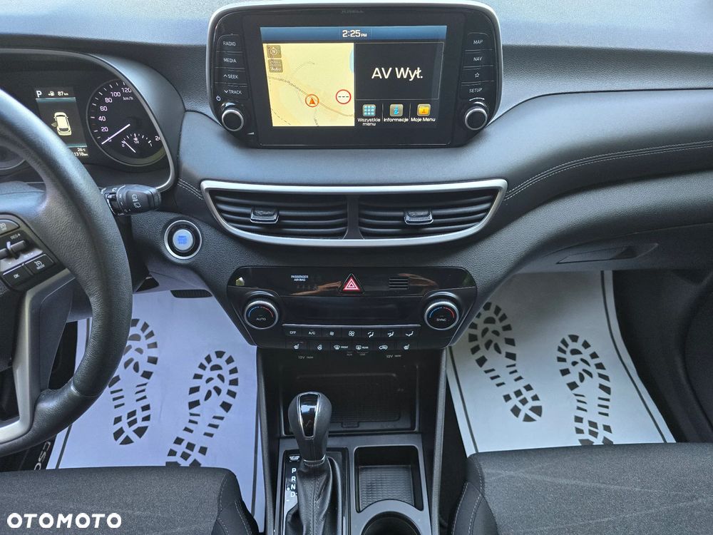 Hyundai Tucson 2.0 CRDI 4WD Automatik Style - 29