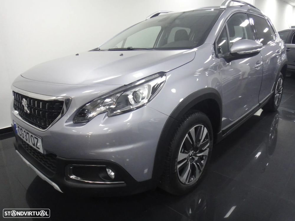Peugeot 2008 PureTech 110 Stop&Start EAT6 Allure - 4