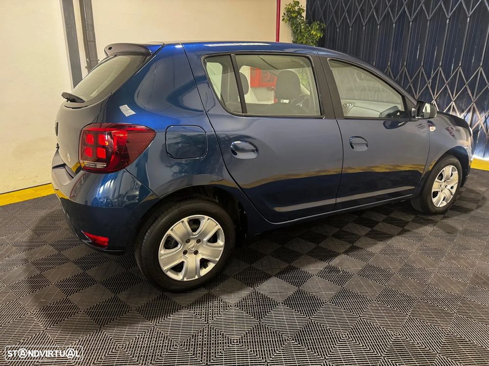 Dacia Sandero - 4
