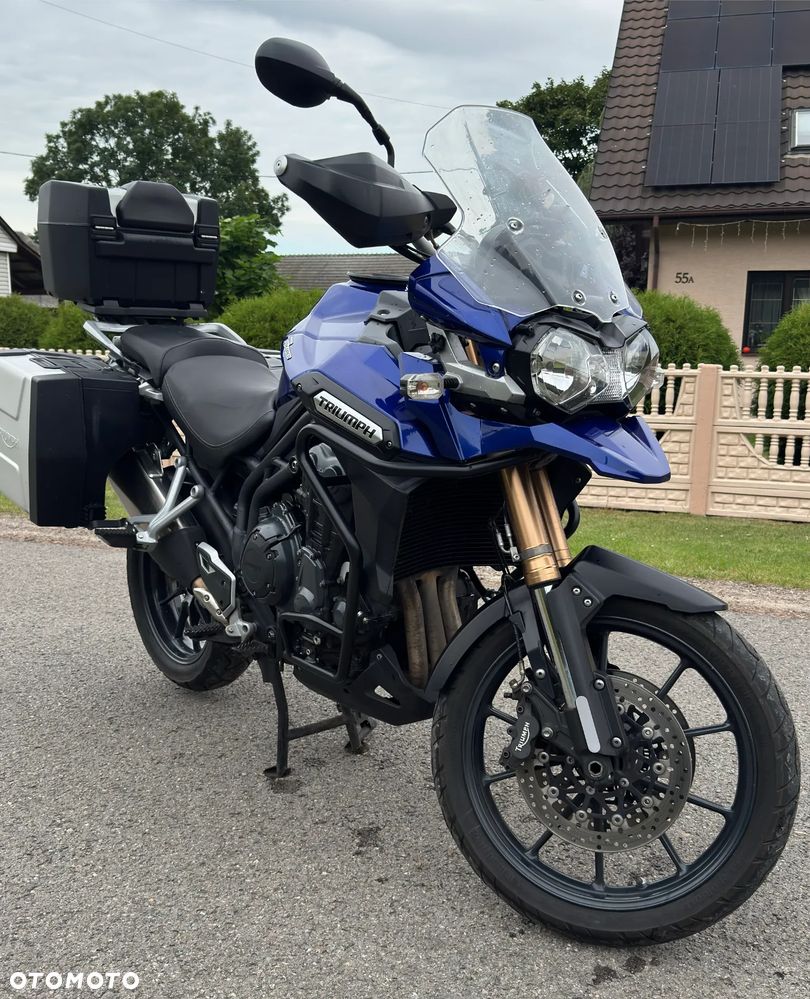 Triumph Tiger - 9