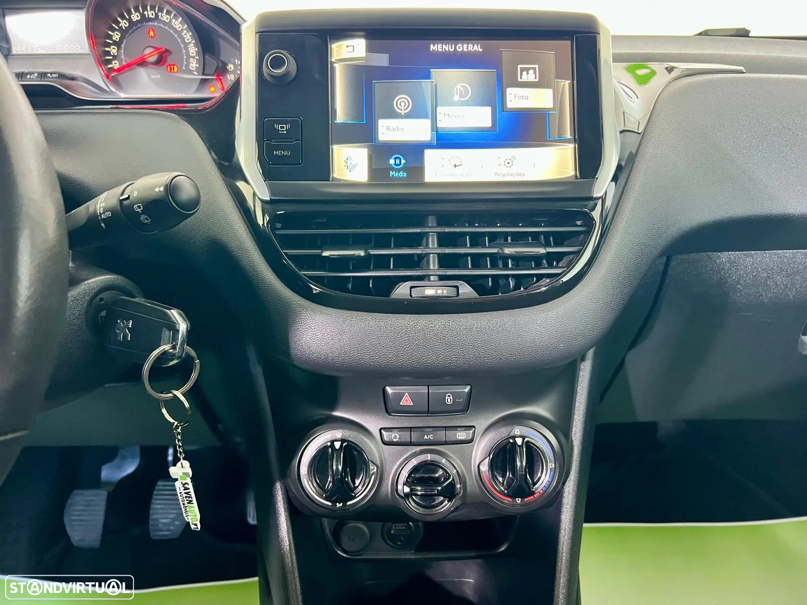 Peugeot 208 1.4 HDi Active - 10