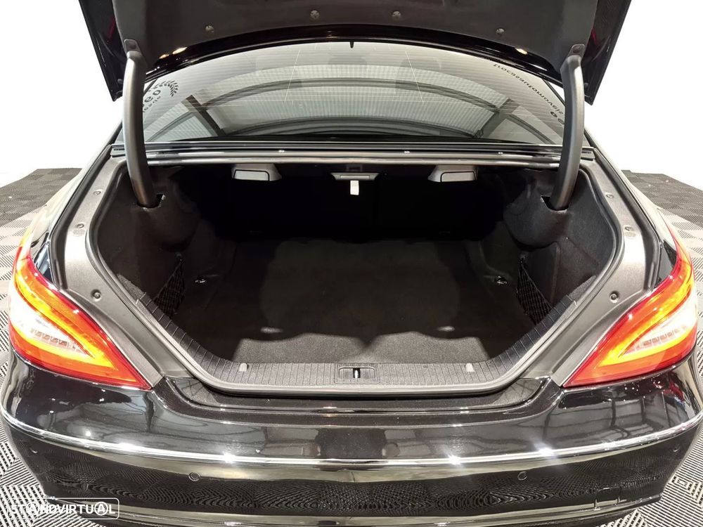 Mercedes-Benz CLS 350 CDi BlueEfficiency - 12