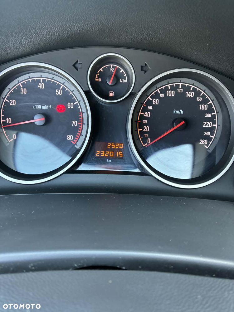 Opel Astra - 12