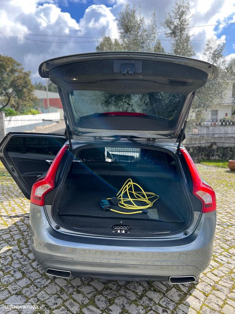 Volvo V60 - 25