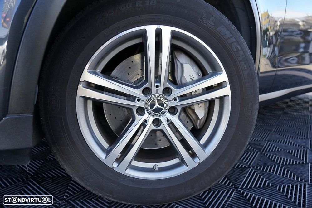 Mercedes-Benz GLC 300 - 33