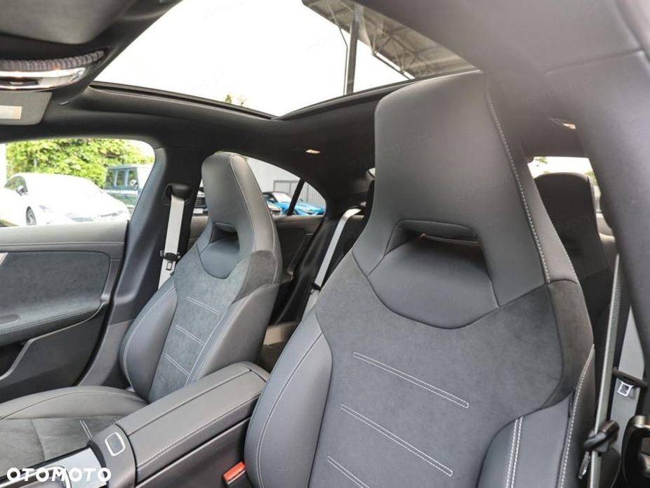 Mercedes-Benz CLA - 7