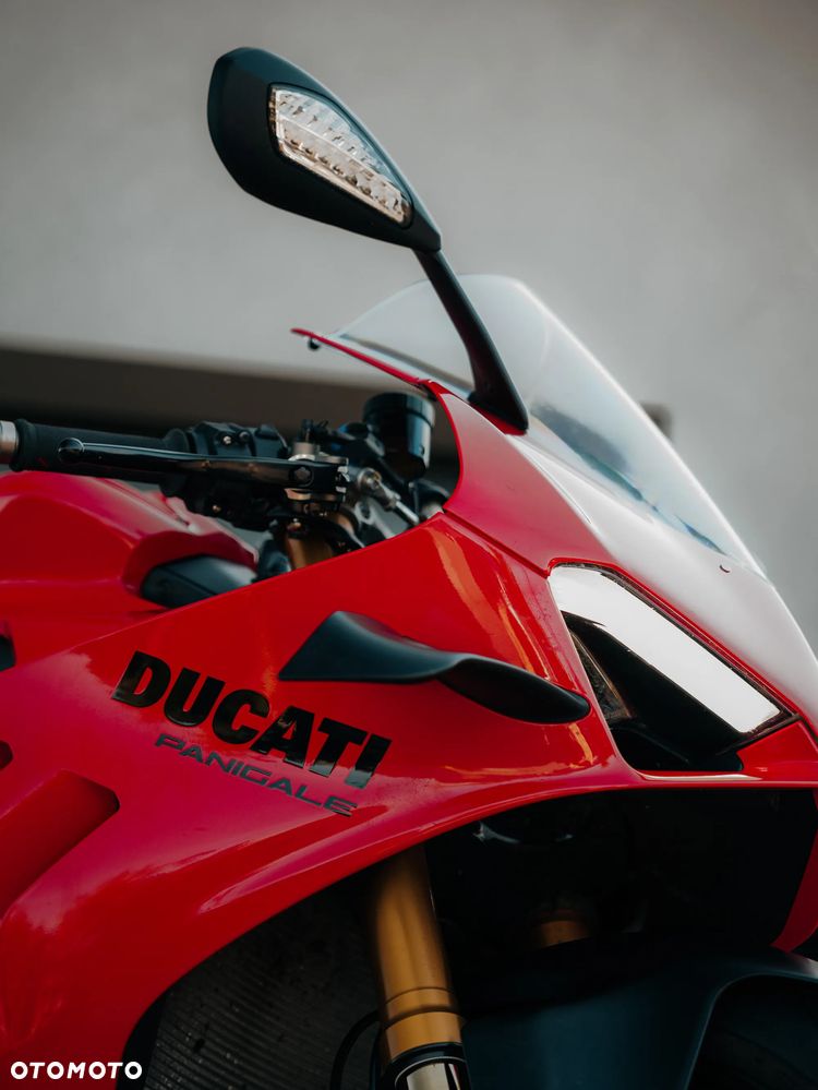 Ducati Panigale V4S - 27