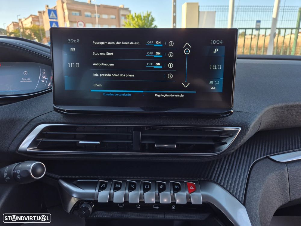 Peugeot 3008 1.5 BlueHDi Allure Pack - 34