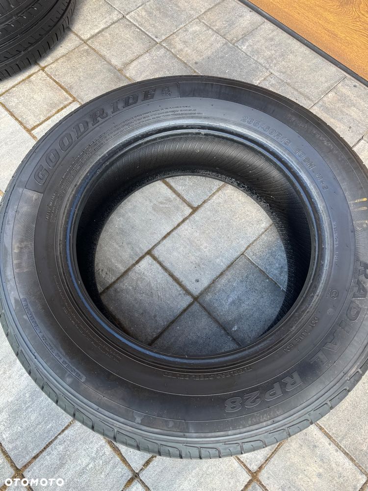 Opony Goodride 235/60 R16 - 2