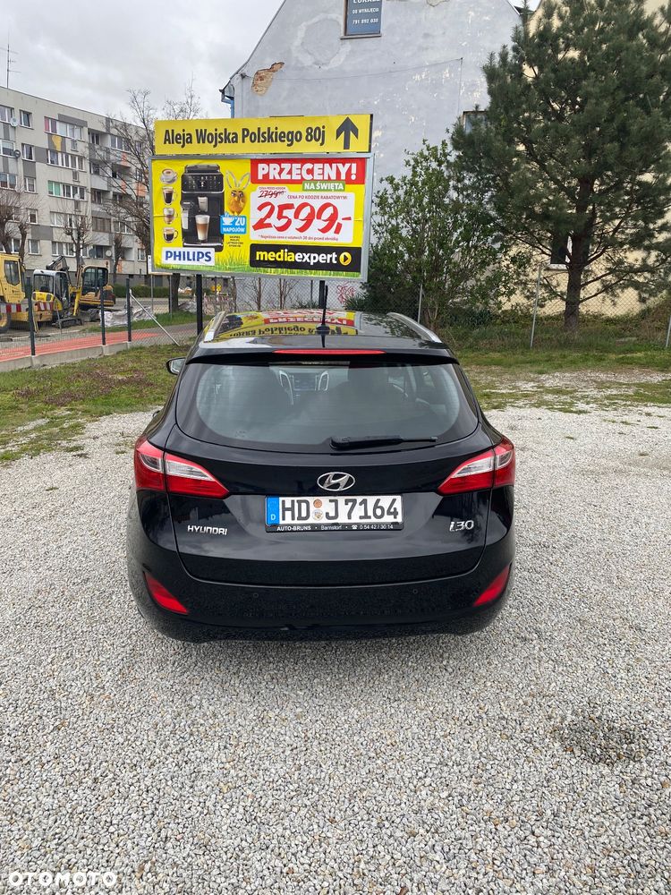 Hyundai i30 blue 1.6 GDI DCT Premium - 10