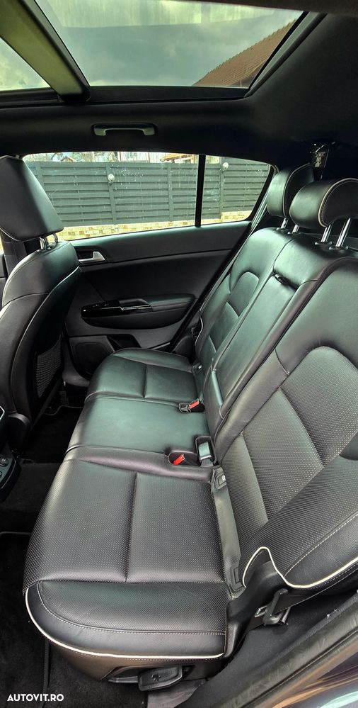 Kia Sportage 2,0 CRDI AWD Aut. Platinum - 19