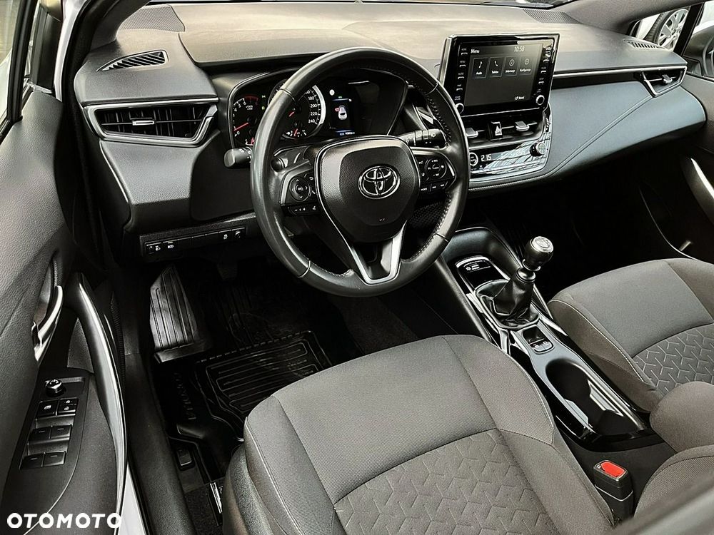 Toyota Corolla - 17