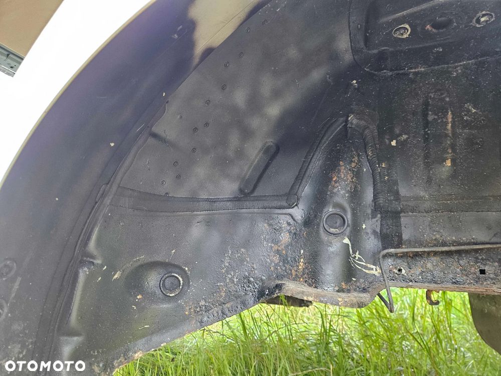 Błotnik Ćwiartka LY7W Poszycie Słupek Próg Podłużnica Dach Audi A6 C6 Sedan - 35