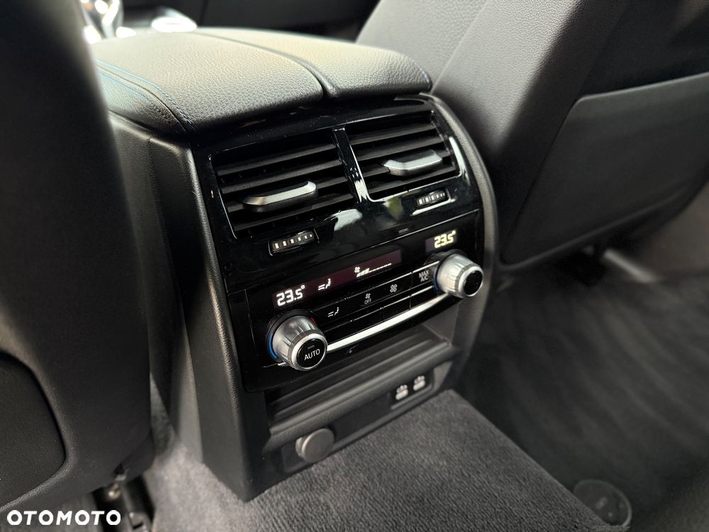 BMW Seria 5 530i GPF M Sport sport - 33