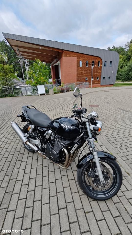 Suzuki GSX - 3