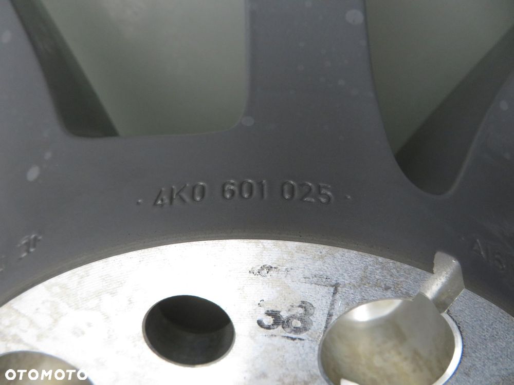 Alufelgi 17'' Audi A4 B8 B9 A6 C7 C8 5x112 ET36 7,5J 4K0601025 - 3
