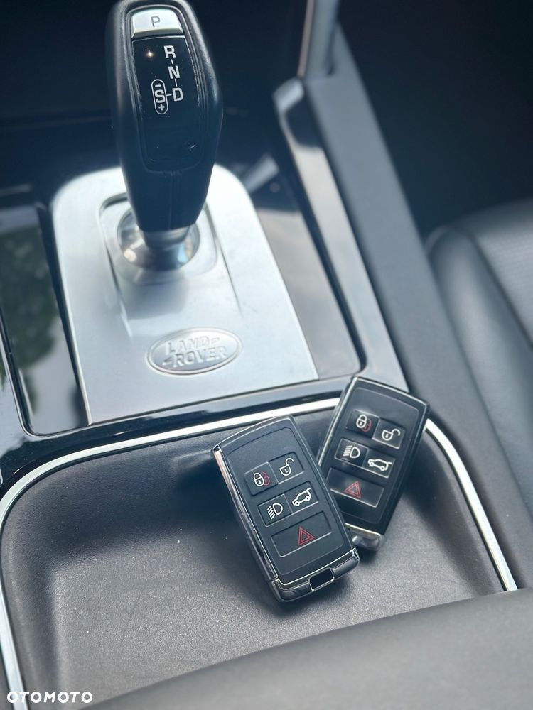 Land Rover Discovery Sport - 28