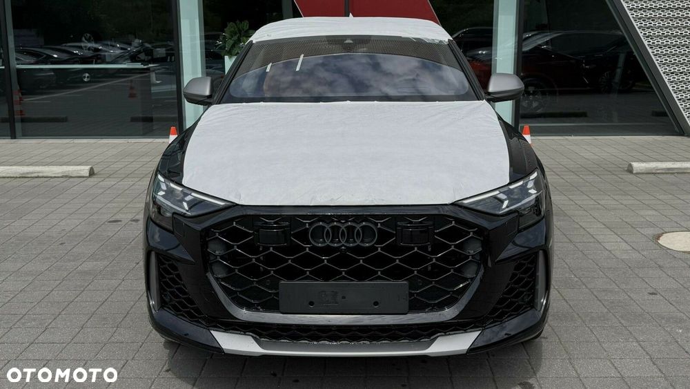 Audi RS Q8 - 4