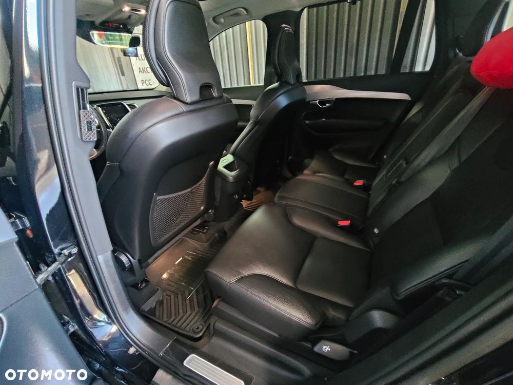 Volvo XC 90 - 13