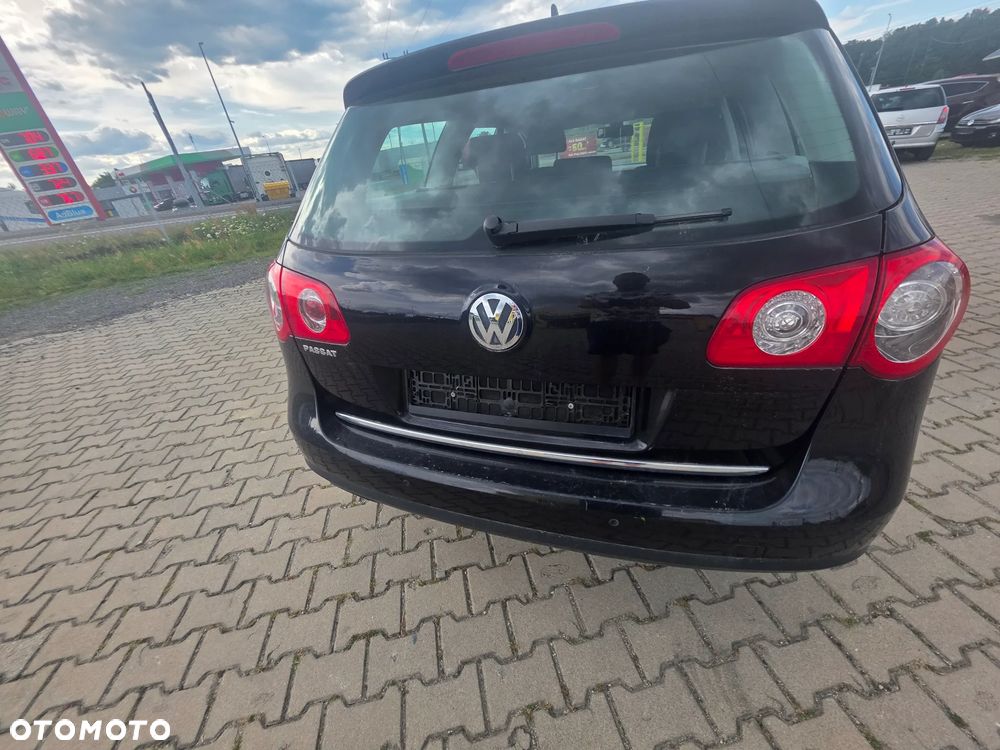 Volkswagen Passat 2.0 TDI DPF Comfortline - 19