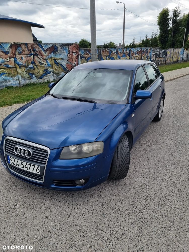 Audi A3 Sportback 1.6 FSI Ambiente - 8