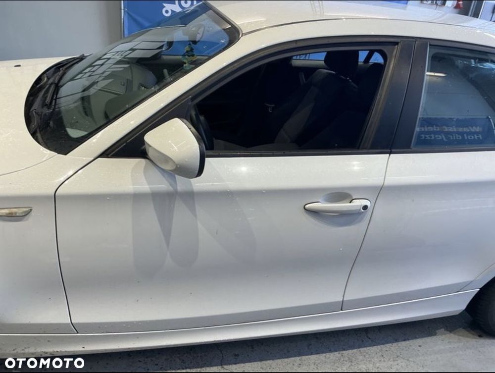 BMW Seria 1 116i - 3