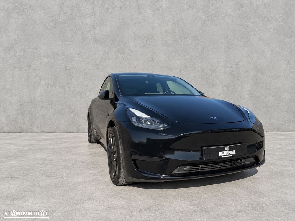 Tesla Model Y - 5