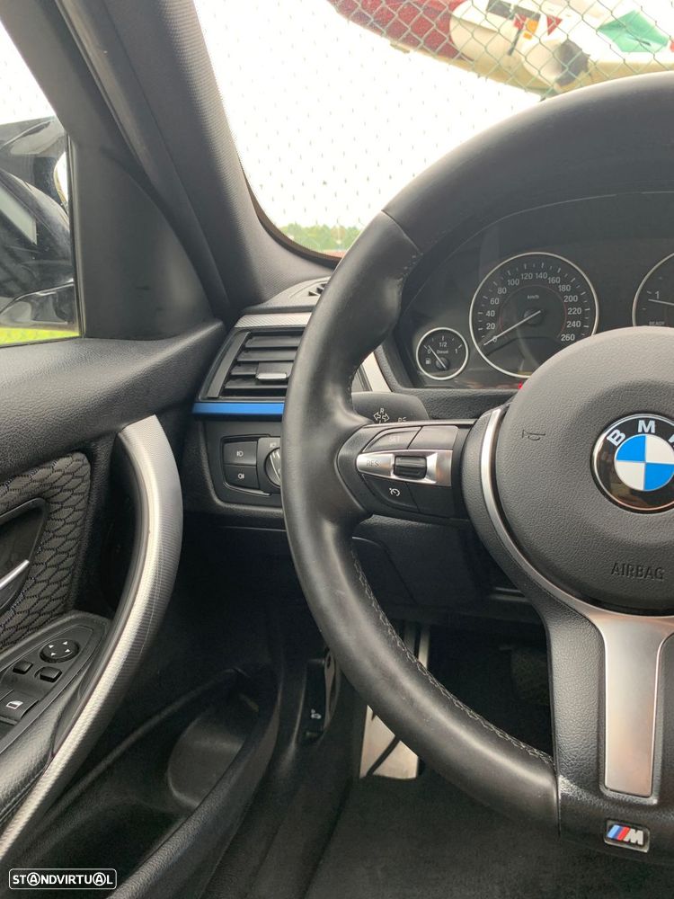 BMW 320 d Auto Pack M - 26