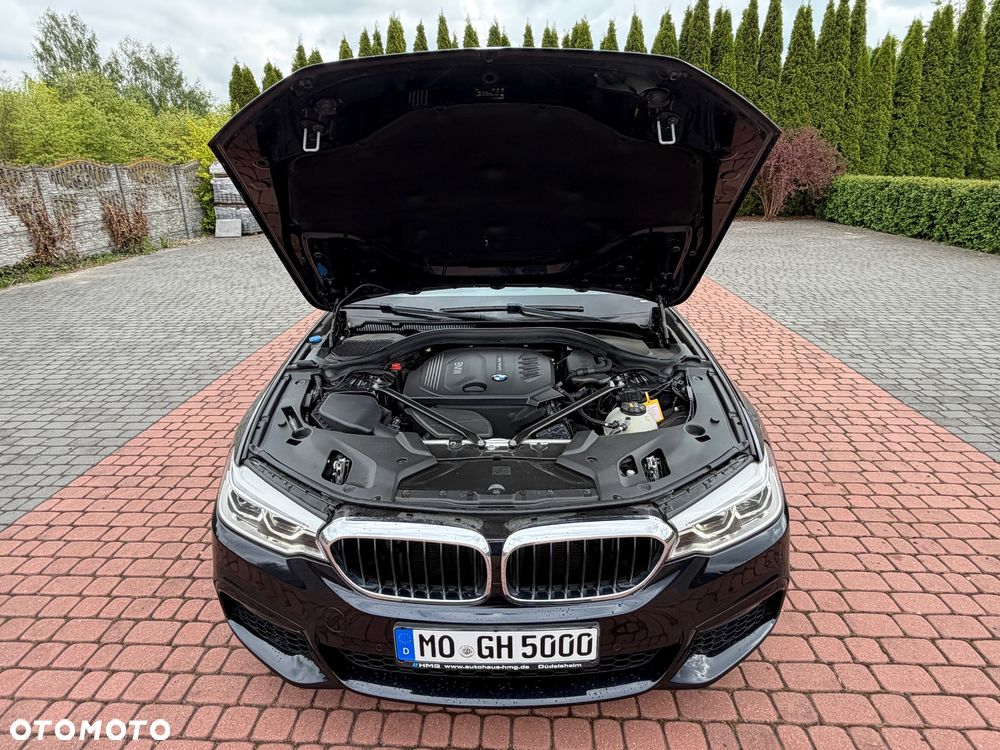 BMW Seria 5 520d M Sport Edition - 17