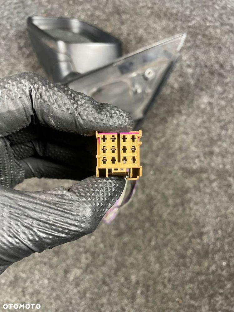 vw polo 9n lusterko lewe ele. 5pin europa - 9