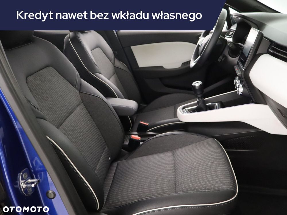 Renault Clio - 11