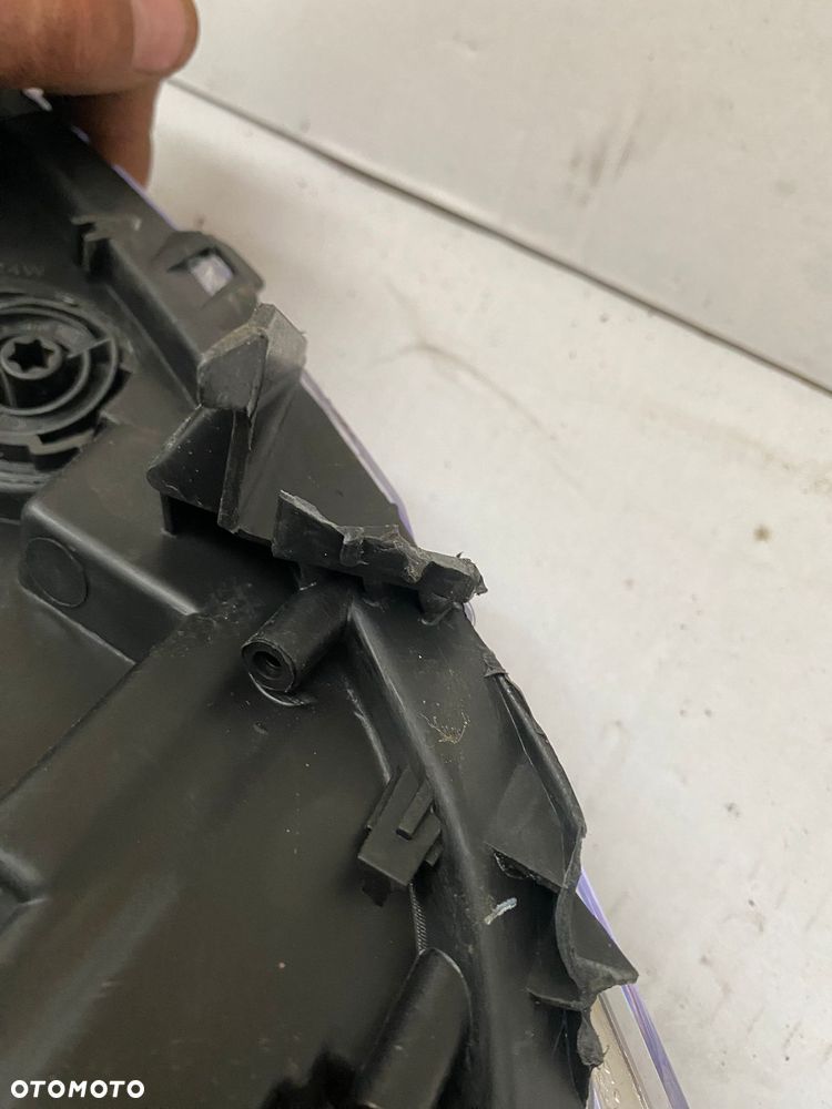 LAMPA LEWA PRZÓD PRZEDNIA CITROEN C5 X7 III EUROPA - 2