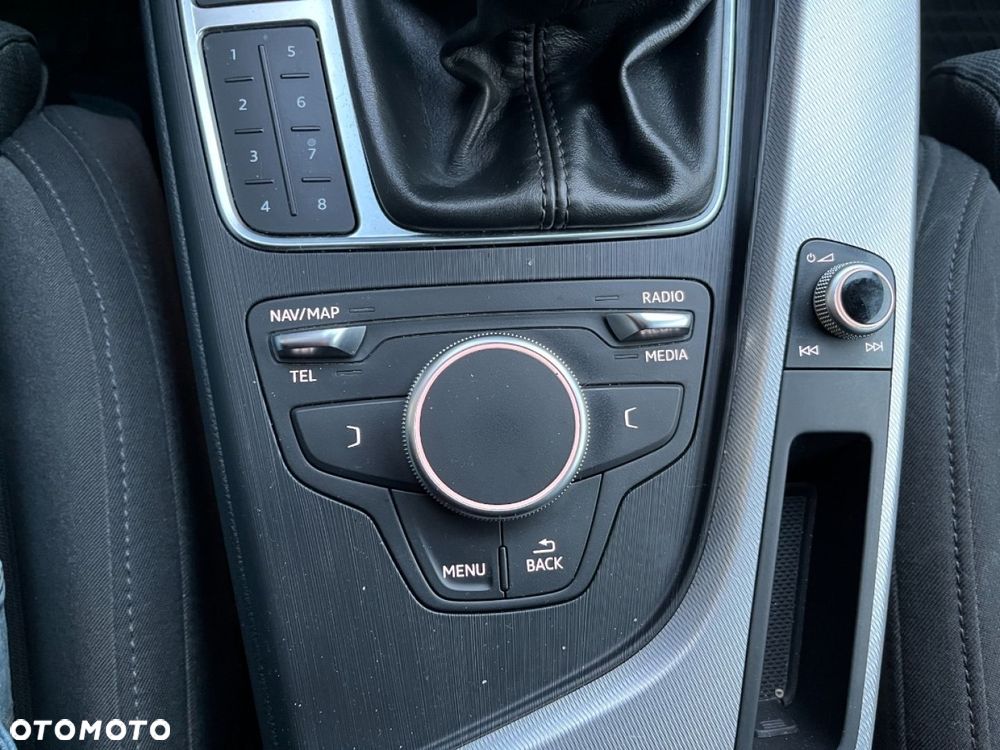 Audi A4 Avant 2.0 TDI - 25