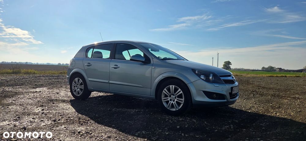 Opel Astra 1.6 Cosmo - 3
