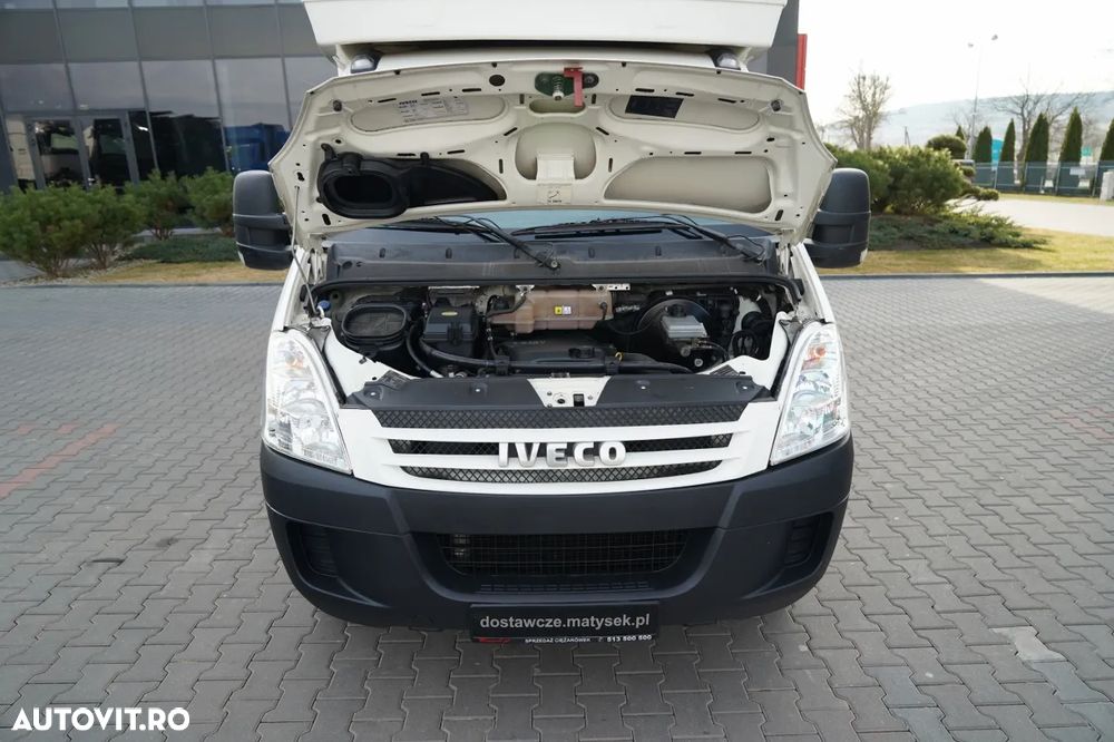 Iveco DAILY 35-150 / CONTAINER 4.3 m / 750 KG RIDICARE / DUBLU / IMPORTAT - 33