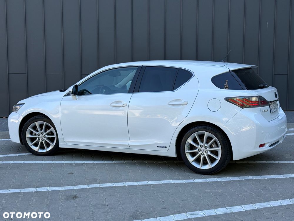 Lexus CT 200h Prestige - 7