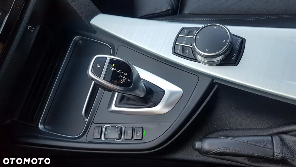 BMW Seria 4 420d Gran Coupe Luxury Line - 10