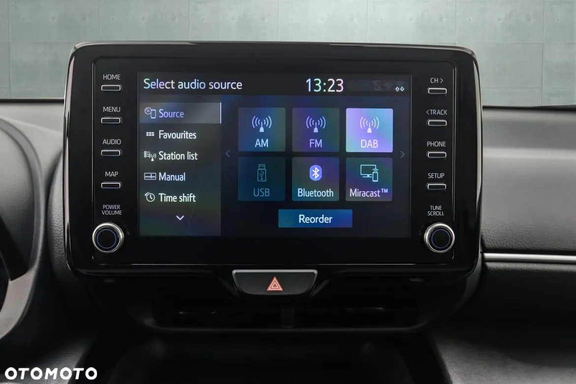 Toyota Yaris Hybrid 116 1.5 VVT-i Comfort - 21