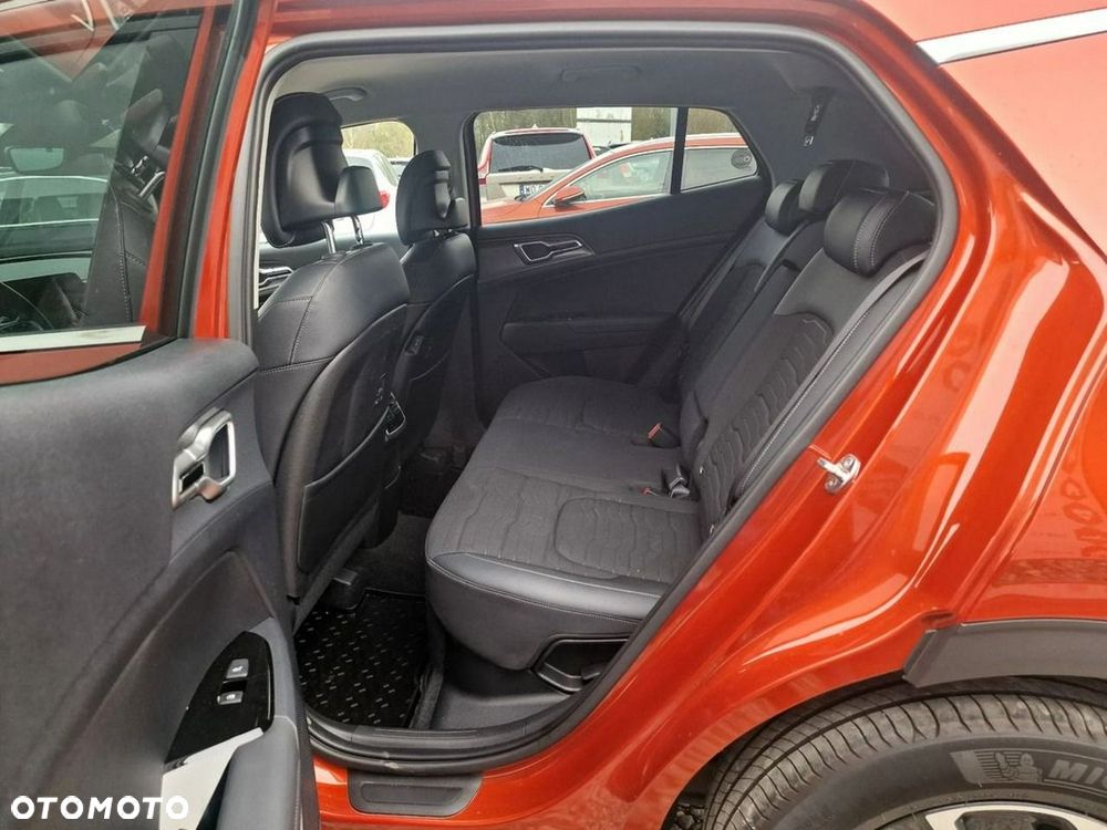 Kia Sportage 1.6 T-GDI HEV L 4WD - 19