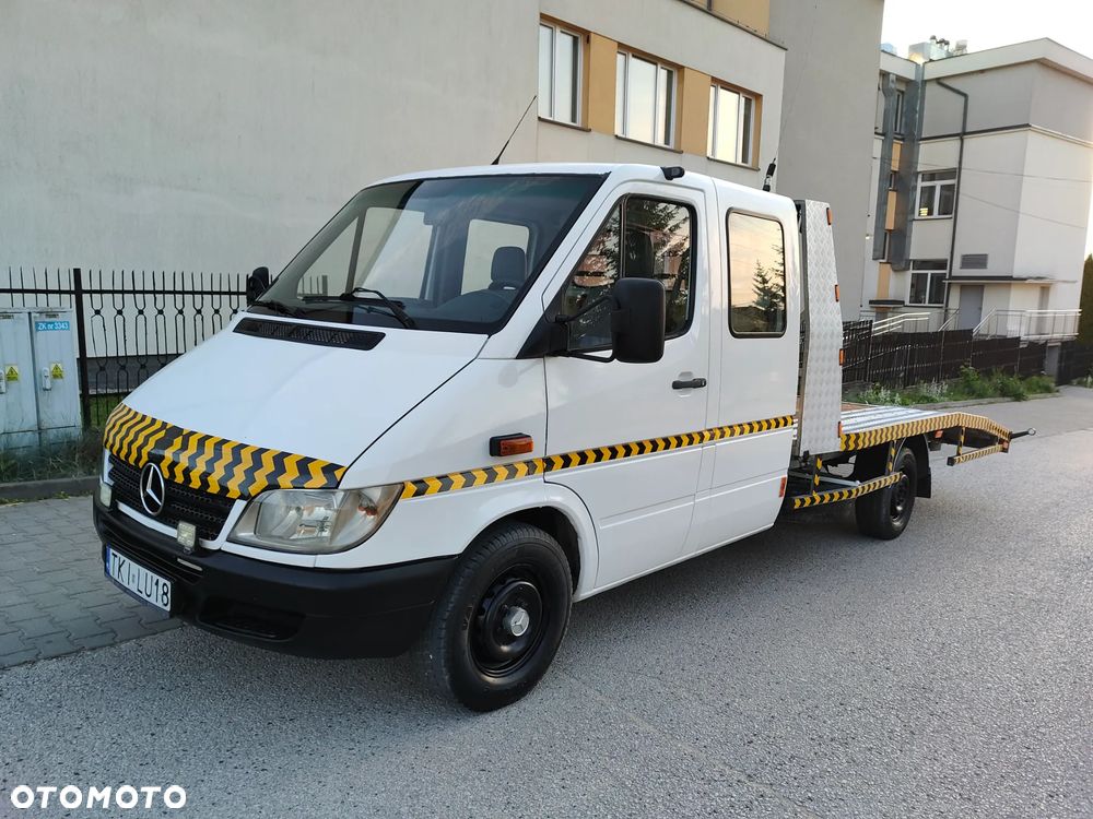 Mercedes-Benz Sprinter - 18