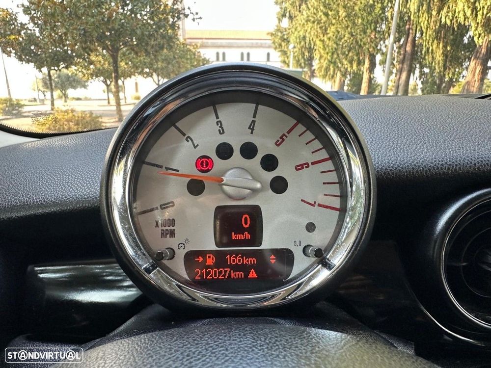 MINI 3 Portas Cooper D - 14
