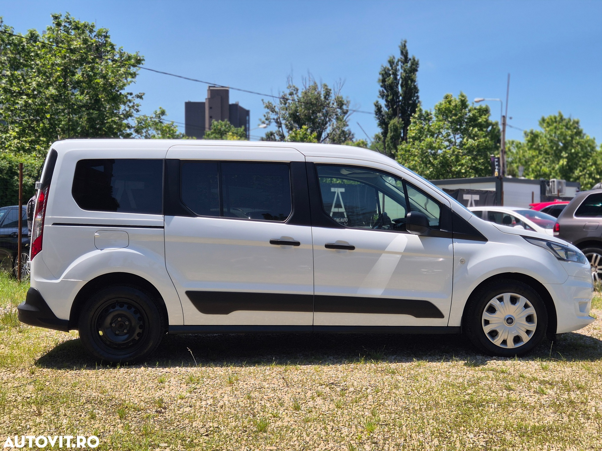 Ford Transit Connect 1.5 EcoBlue 100CP 6MT Kombi L2 Trend - 4
