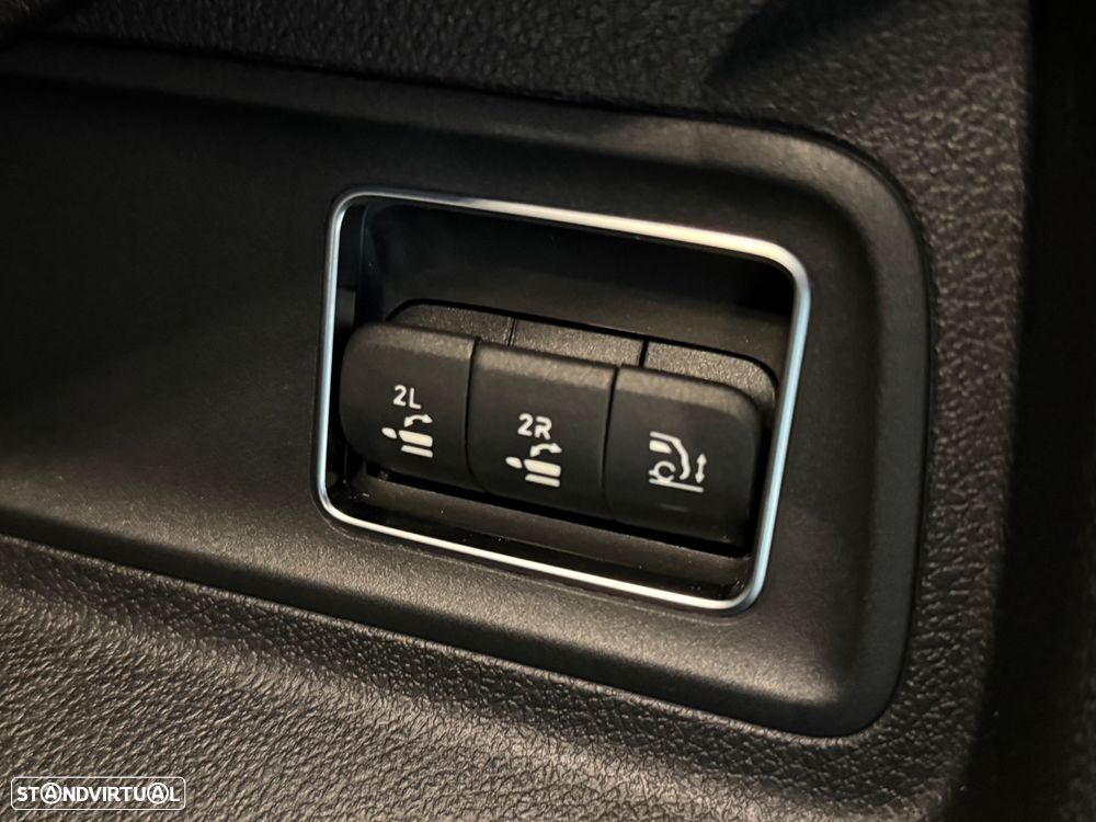 Mercedes-Benz GLE 300 d 4Matic - 23