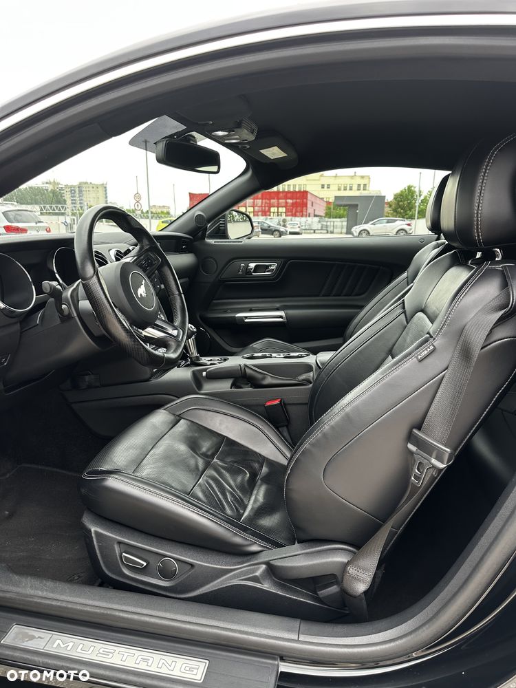 Ford Mustang 5.0 V8 GT - 18
