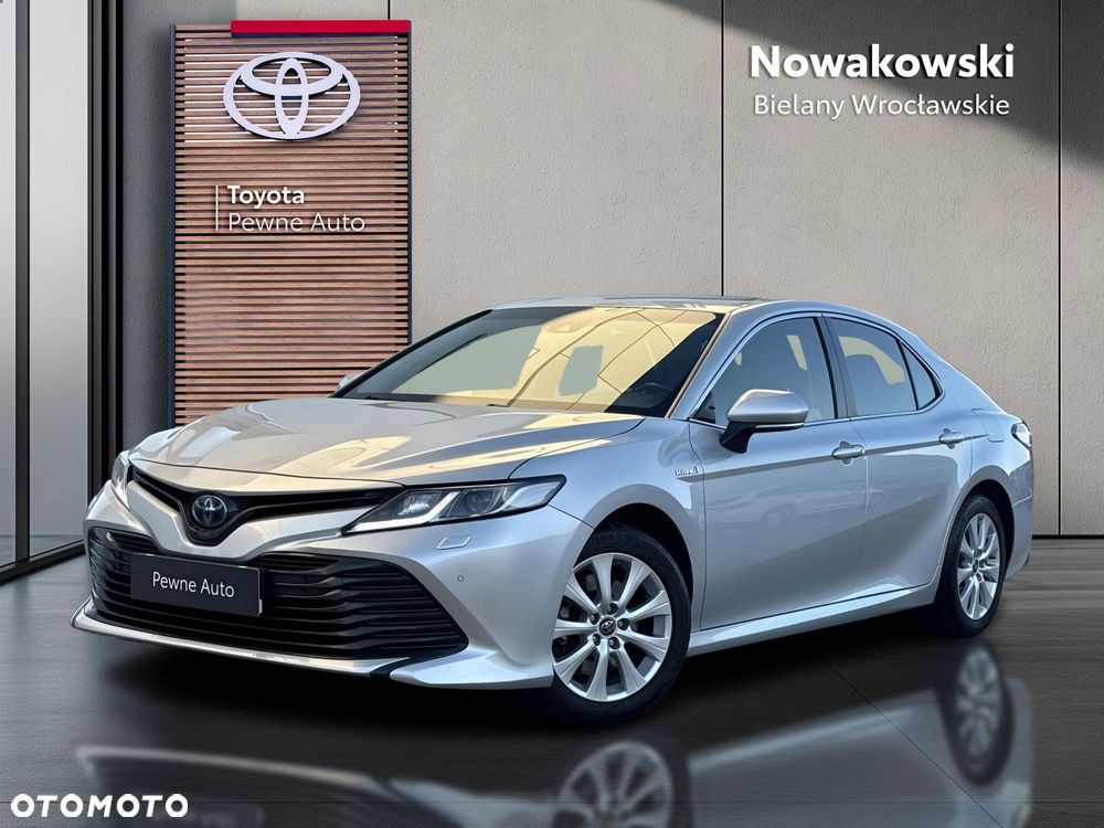 Toyota Camry 2.5 Hybrid Comfort CVT - 1