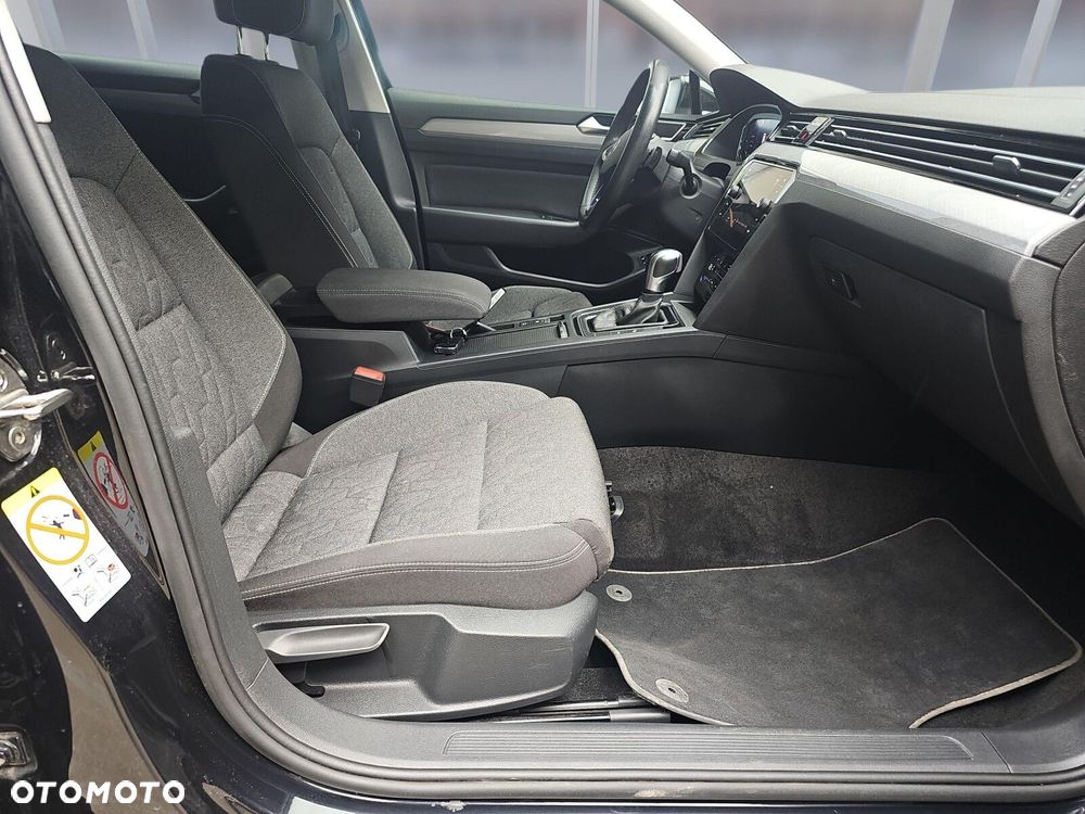 Volkswagen Passat Variant 1.4 TSI Plug-In Hybrid GTE DSG - 11