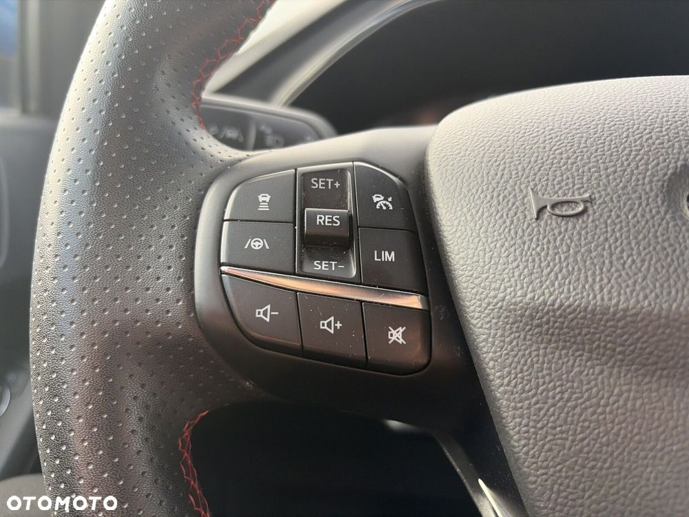 Ford Focus - 23