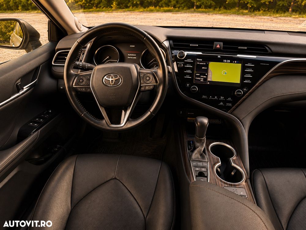 Toyota Camry 2.5 Business - 9
