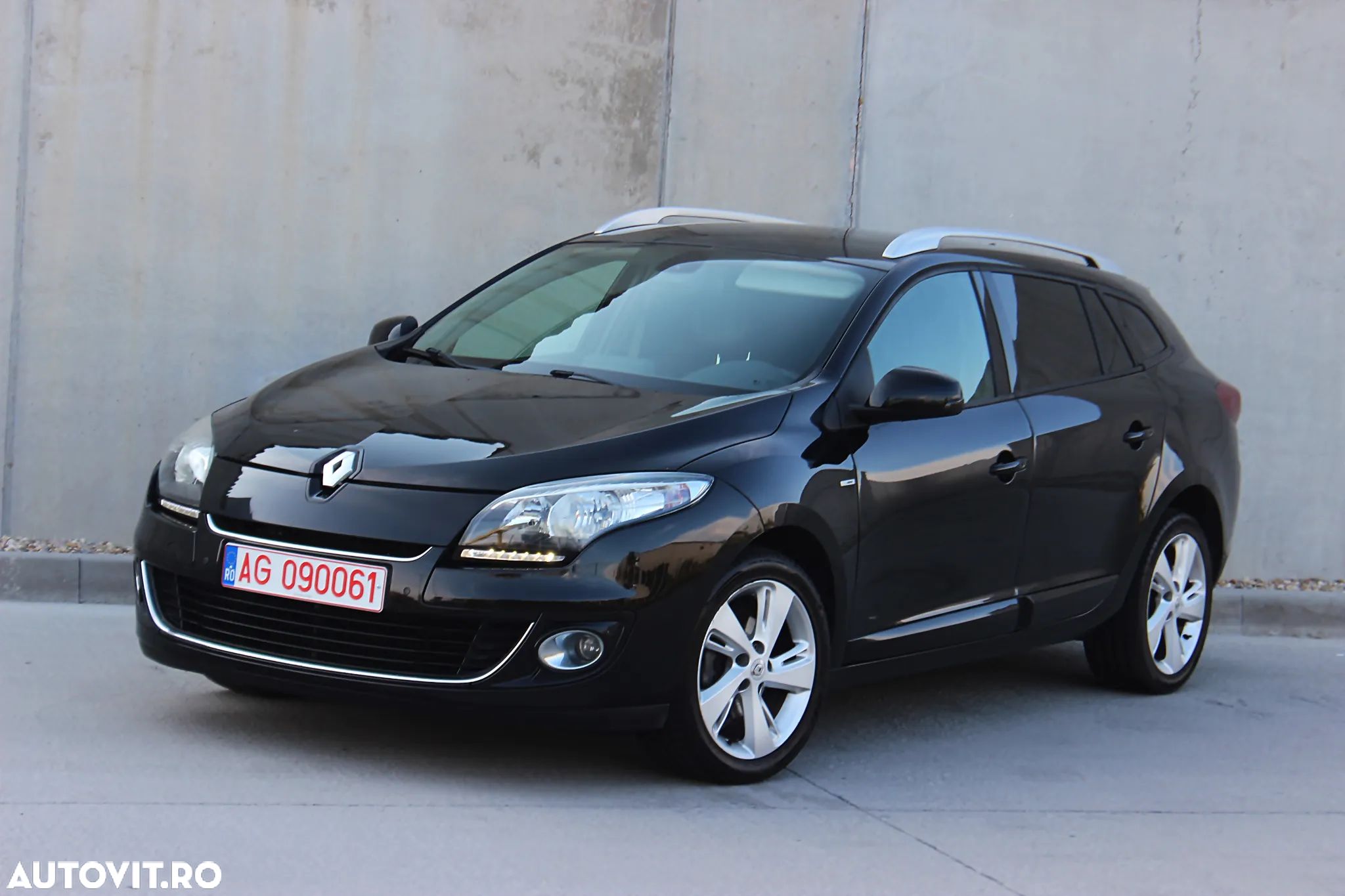 Renault Megane ENERGY dCi 110 Start & Stop Bose Edition - 1